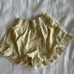 tan aerie flow shorts